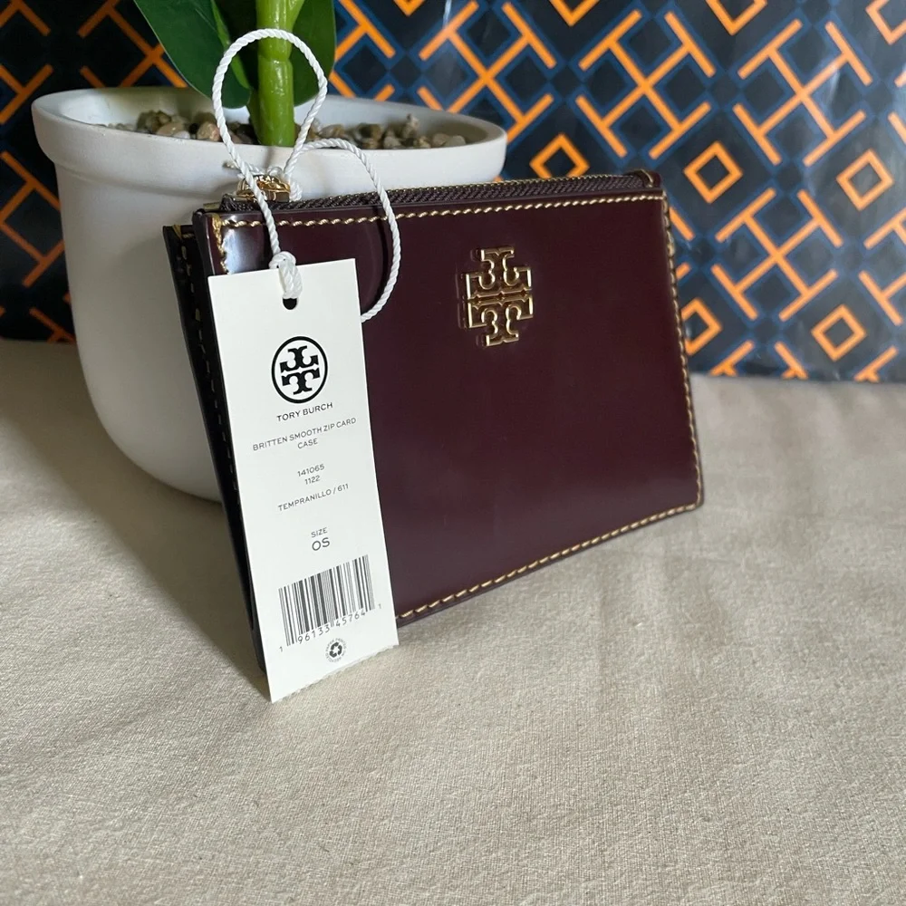 NWT , Tory Burch Britten smooth zip card case Card Holder tempranillo co… - Picture 2 of 10